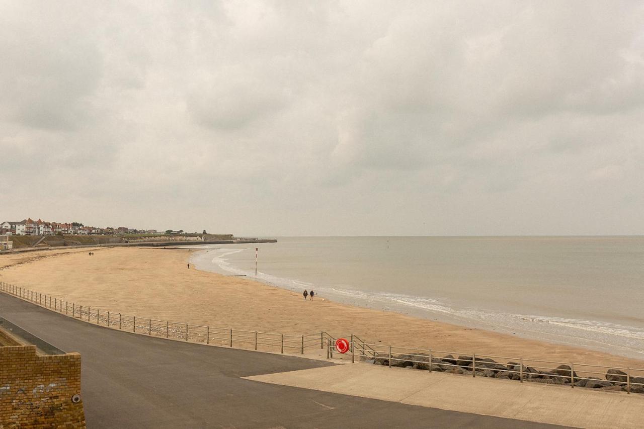 Funky Flat In Margate'S Westbrook Bay Apartment Exterior photo